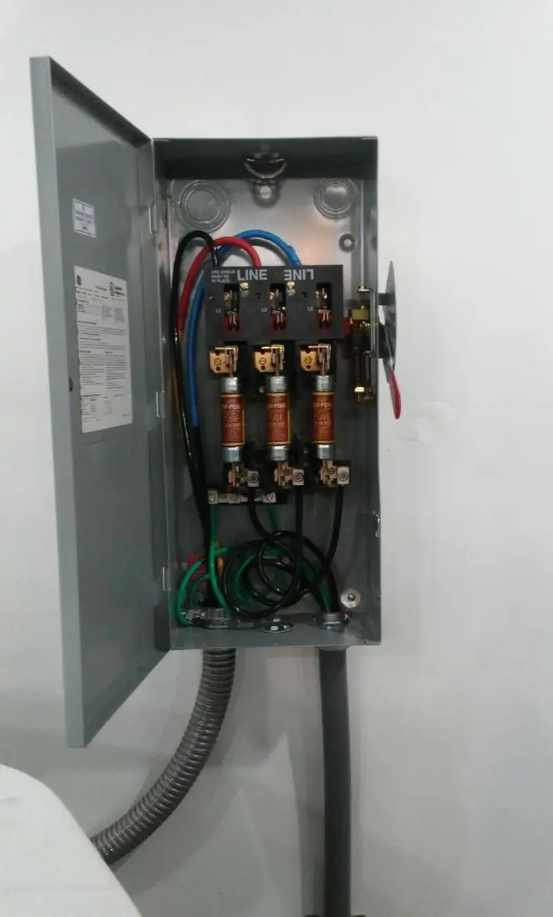 Three-phase disconnect switch installed for Electrical Wiring & Rewiring in Highland Park